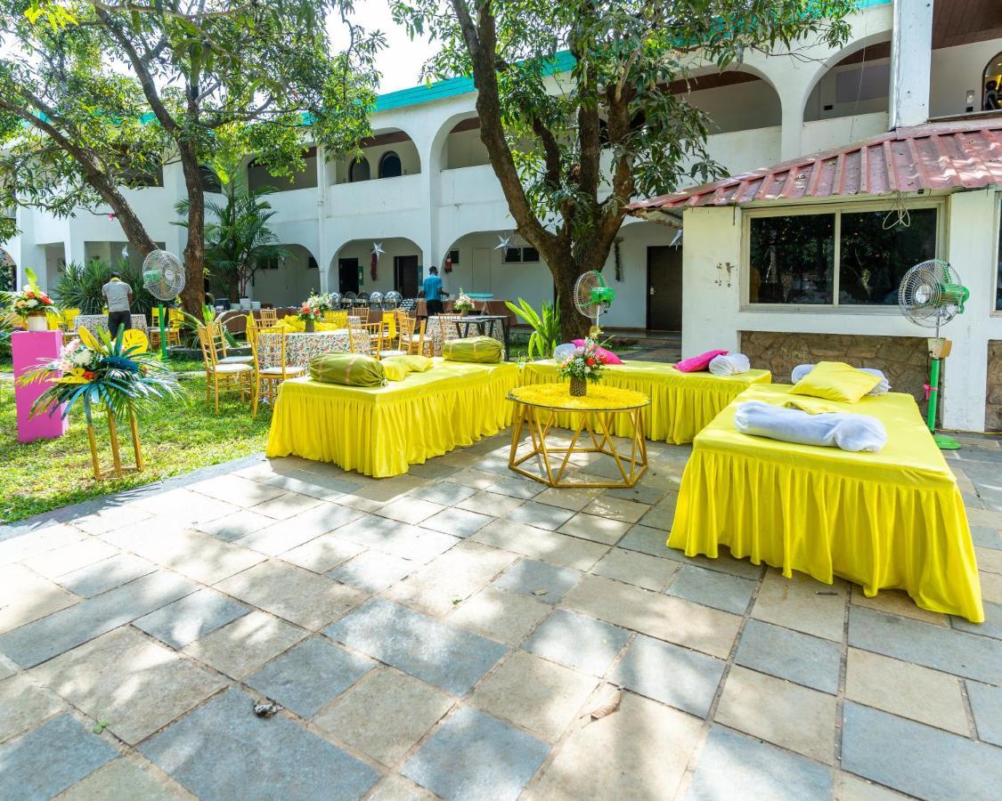 Longuinhos Beach Resort Colva Εξωτερικό φωτογραφία
